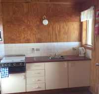 Jenolan Cabins - Phillip Island Accommodation