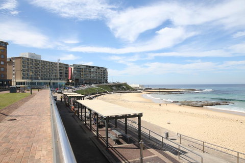 Arena Luxury Beachfront Apartment - Phillip Island Accommodation 32