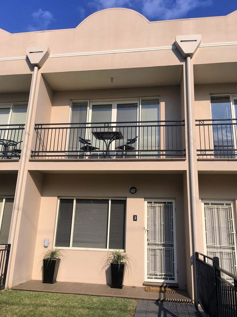 Travers Street Apartment - Phillip Island Accommodation 0
