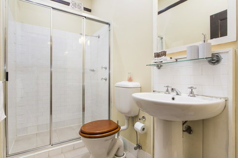 Sydney Harbour Bed And Breakfast - Phillip Island Accommodation 36