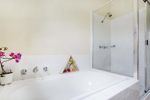 Sydney Harbour Bed And Breakfast - Phillip Island Accommodation 23
