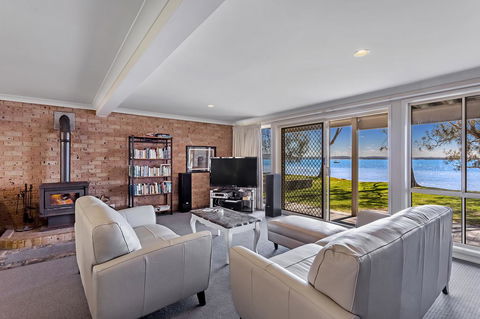 Foreshore Drive, 123, Sandranch - Phillip Island Accommodation 1