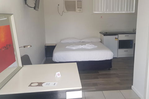 Appin Village Motel - Phillip Island Accommodation 13
