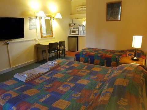 Temora Motel - Phillip Island Accommodation 3