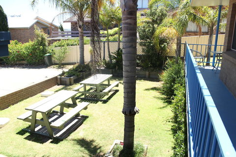 Narooma Palms Holiday Apartments - Phillip Island Accommodation 8