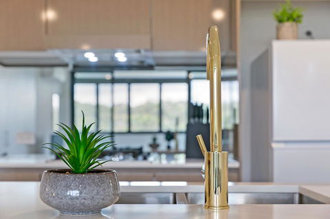 Stylish And Neat Two Bed Apartment In Wentworth Point - Phillip Island Accommodation 2