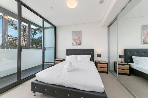 Stylish And Neat Two Bed Apartment In Wentworth Point - Phillip Island Accommodation 7
