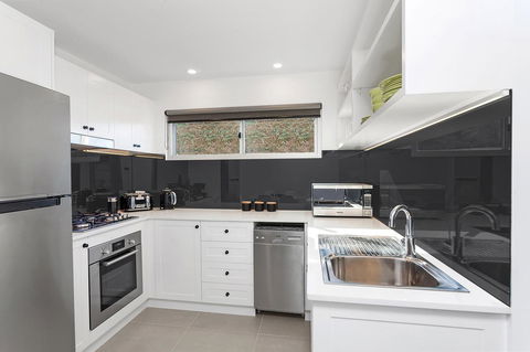 Modern Guest House - Phillip Island Accommodation 10