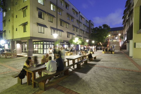 Sydney University Village - Phillip Island Accommodation 12