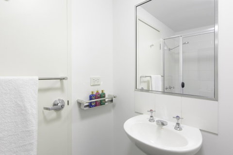 Sydney University Village - Phillip Island Accommodation 23