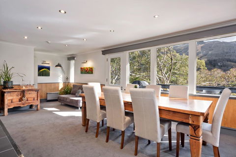 Pure Chalet Thredbo - Phillip Island Accommodation 18