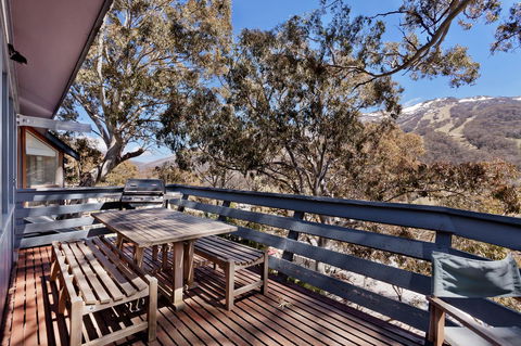 Pure Chalet Thredbo - Phillip Island Accommodation 37