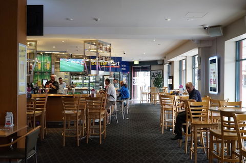 Oasis On Beamish Hotel - Phillip Island Accommodation 26