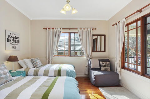 Allegra Cottage Of Leura - Phillip Island Accommodation 6
