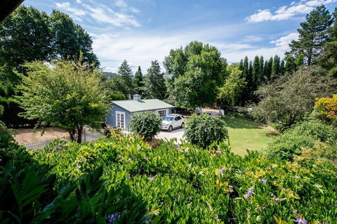 Bowral Escape - Phillip Island Accommodation 25