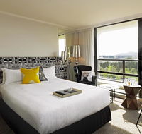 QT Canberra - Phillip Island Accommodation