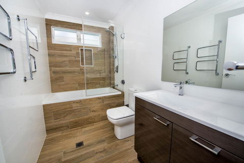 Boulder Bay Rd, Unit 1/19 - Phillip Island Accommodation 0