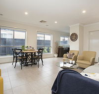 BOUTIQUE STAYS - Gumflower - Phillip Island Accommodation