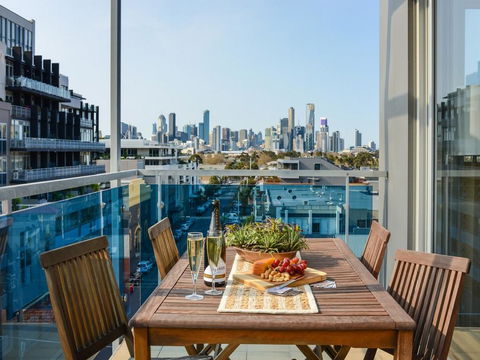 Boutique Stays - Zinc 501, Port Melbourne - Phillip Island Accommodation 0