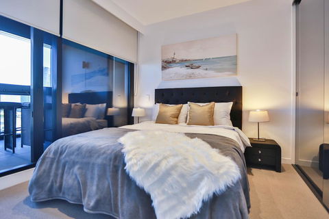 Box Hill Central Sky One Apartment - Phillip Island Accommodation 1