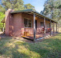 Braeside Cabin Three - Parsonsia - Phillip Island Accommodation