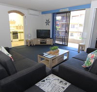 Breakers 10 - Main Beach Location