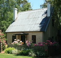 Brickendon - Phillip Island Accommodation