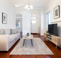 Bright and Elegant Executive 3 Bedroom Family Home - Phillip Island Accommodation