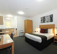 Browns Plains Motor Inn