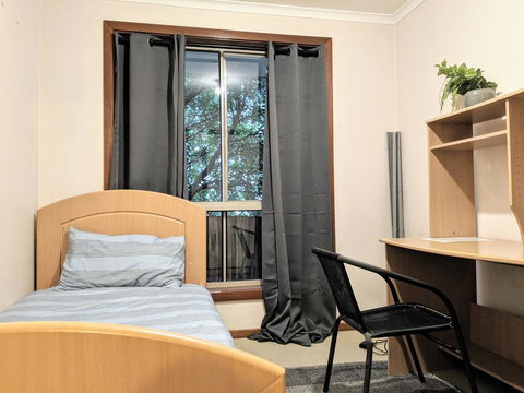 Budget Clayton Homestay - Phillip Island Accommodation 0