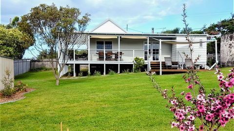 By The Beach @ Catho - Phillip Island Accommodation 1