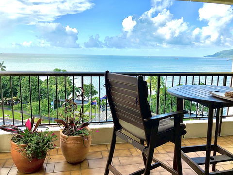 Cairns Apartment Esplanade Ocean Views - Phillip Island Accommodation 1