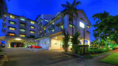 Cairns Sheridan Hotel - Phillip Island Accommodation 1