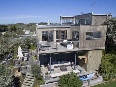 Caldermeade - Phillip Island Accommodation 0
