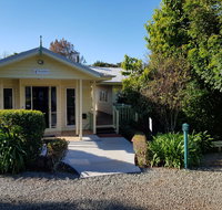 Camelot Cottages - Phillip Island Accommodation