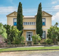 Campbell House - Phillip Island Accommodation