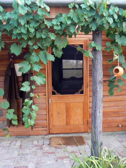 Candlebark Retreat - Phillip Island Accommodation 3