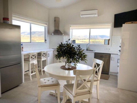 Capannone @ Mystery Hills - Phillip Island Accommodation 3