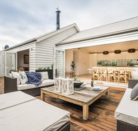 Capri House - Phillip Island Accommodation