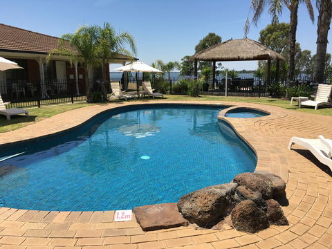 Capricorn Motor Inn - Phillip Island Accommodation 0