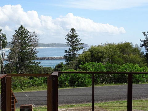 Casa Sorella - Beachfront Family Home - Phillip Island Accommodation 1