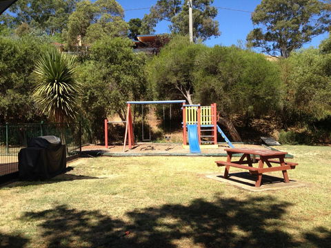 Castle Motel - Phillip Island Accommodation 1