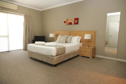 Centrepoint Apartments Griffith - Phillip Island Accommodation 1
