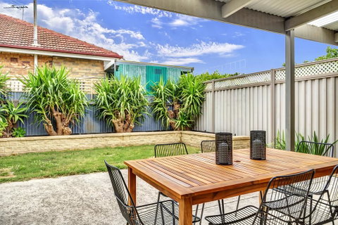 Character Home - Easy Tram To City - Phillip Island Accommodation 3