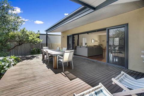 Charchie's By The Sea Pet Friendly Family Home, Close To Beach - Phillip Island Accommodation 0
