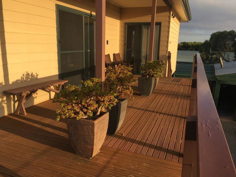 Chill N Sea Coastal Retreat - Phillip Island Accommodation 1