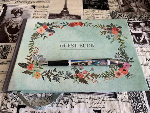 Churchill's B&B Twin Spa Getaway - Phillip Island Accommodation 1