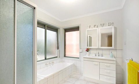 City Edge Lower Plenty - Phillip Island Accommodation 3