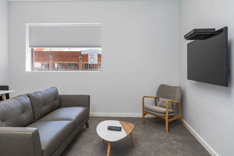 Civic Apartments - Phillip Island Accommodation 3
