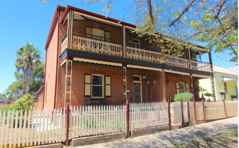 Classic Old Style House - Phillip Island Accommodation 0